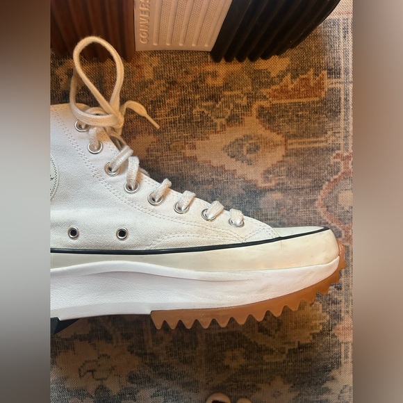 Converse Run Star Hike Boots. Size 9. - Picture 6 of 12